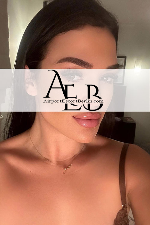 Oral Sex Escort Girl in Berlin