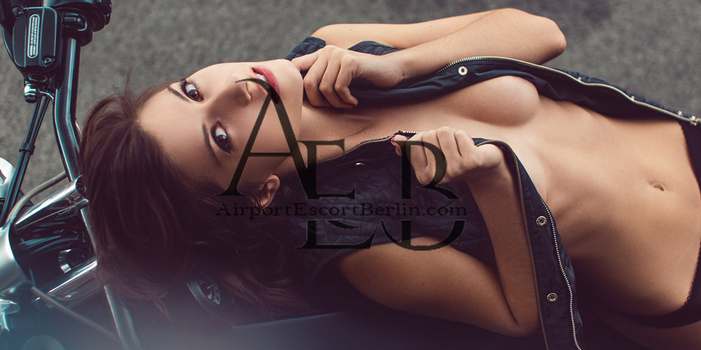 Brown Eyes Escorts in Berlin
