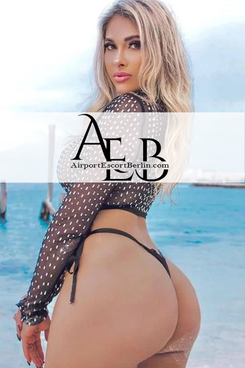 Extraball Escort Girl in Berlin