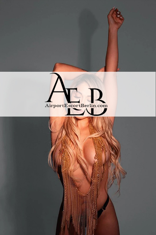 Extraball Escort Girl in Berlin