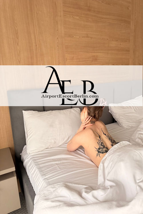 Dinner Date Sex Girl In Berlin