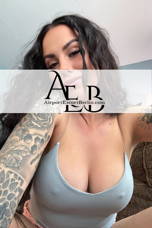 Tattooed Sex Girl In Berlin