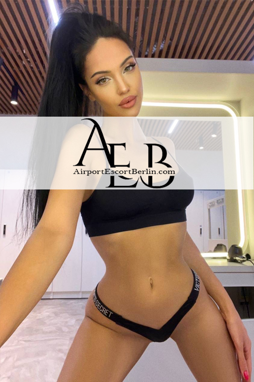 Porn Star Escort Girl In Berlin
